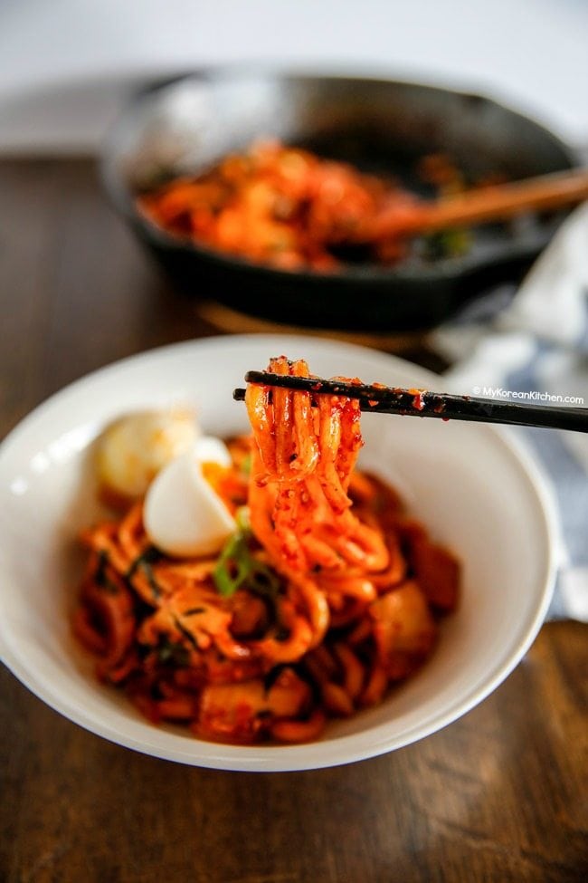 4.-Kimchi-Udon-Noodle-Stir-Fry-Ready-to-Eat-1