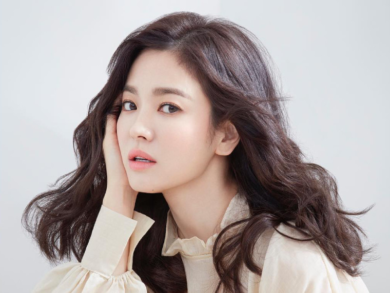 Actrița Song Hye Kyo va interpreta rolul principal în noua dramă a scenaristei „Descendants of the Sun”, Kim Eun Sook