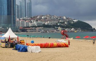 Orașul Busan va intra în Nivelul 4 al distanțării sociale, după creșterea numărului de cazuri COVID-19. Toate plajele se vor închide