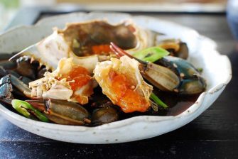 Deliciul săptămânii – Ganjang Gejang (Crabi marinați în sos de soia)