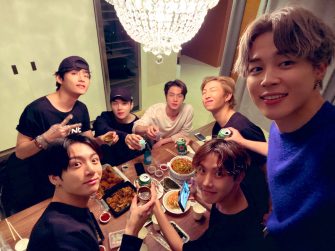 BTS generează un “boom” în mâncarea coreeană