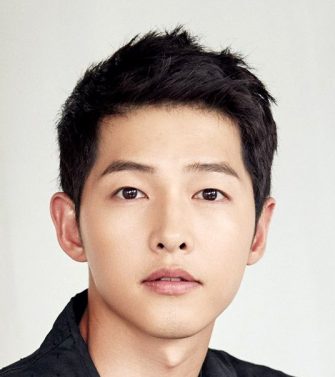 Song Joong Ki este în discuții pentru o nouă dramă scrisă de scenaristul “Run On”