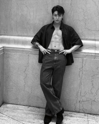 Jungkook din BTS, vedeta campaniei primăvară/vară 2024 Calvin Klein Jeans – “O poveste de success”
