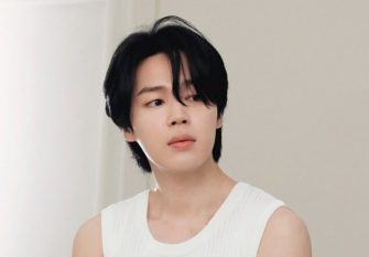 Jimin de la BTS donează 100 de milioane KRW fondului de camaraderie al armatei și intră în societatea de onoare