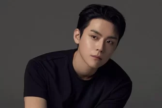 Kim Do Hoon a suferit o intervenție chirurgicală pentru o rană în timp ce filma noua dramă „Dear X”