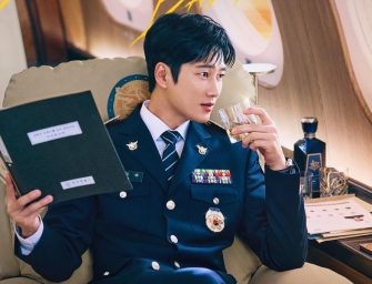 Ahn Bo Hyun revine în „Flex x Cop 2”, iar noul poster ne arată un Jin Yi Soo mai încrezător ca niciodată