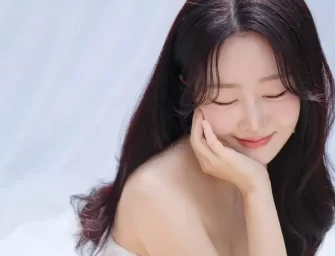 Yujeong, membră a trupei LABOUM, își anunță căsătoria printr-o scrisoare emoționantă
